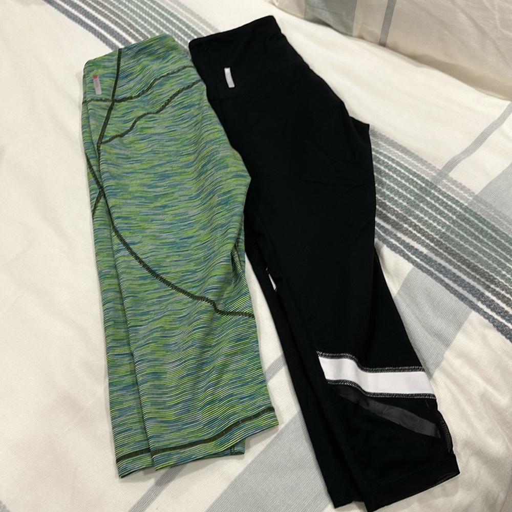 2 Zella leggings